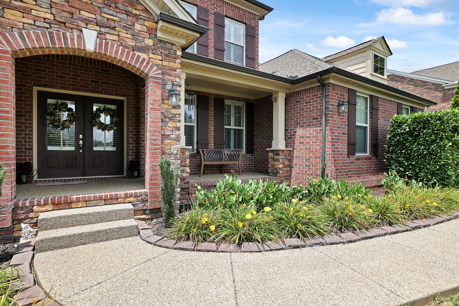 4015 Pendleton Drive Spring Hill, TN 37174 - Photo 3 of 39