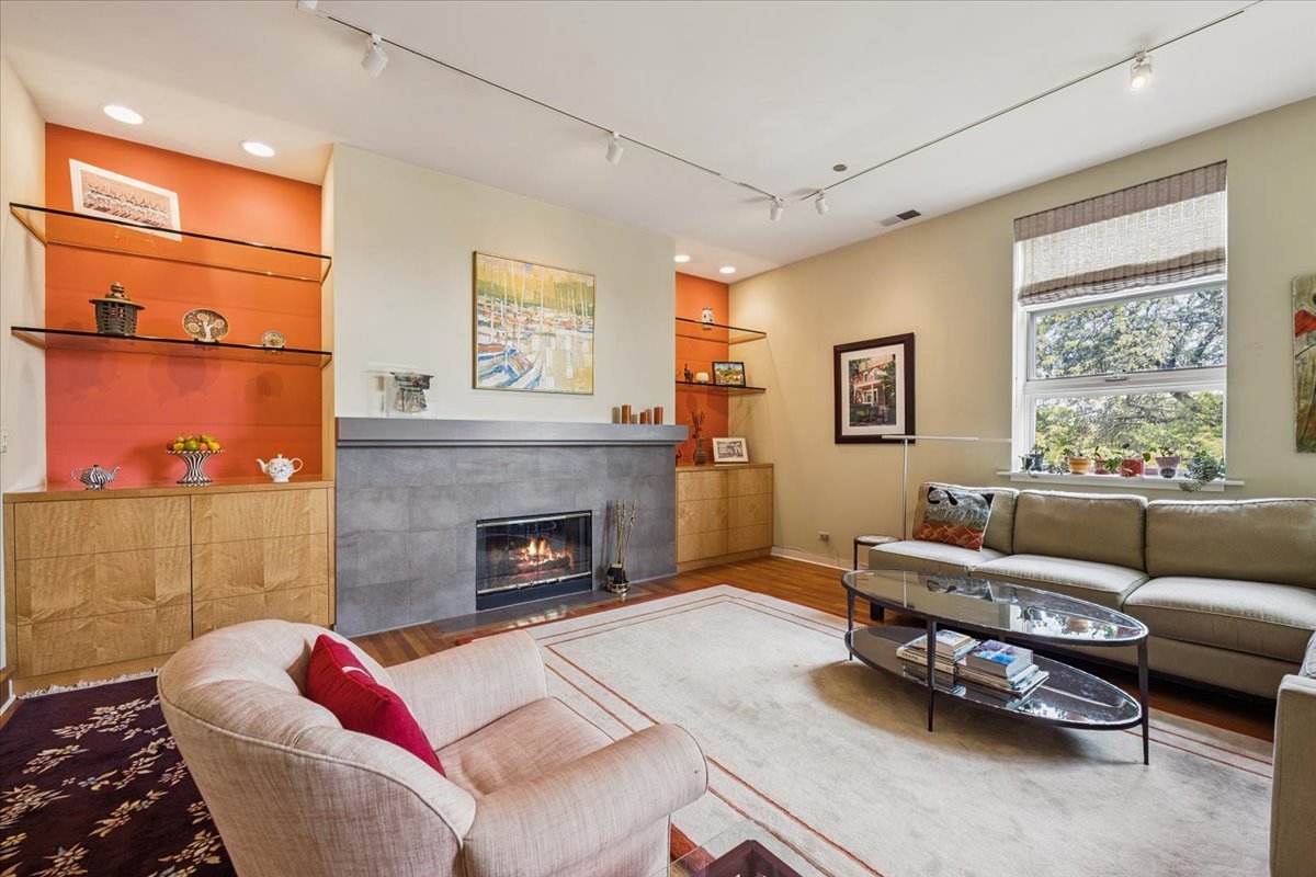 2100 North Racine Avenue, Unit 4B Chicago, IL 60614 - Photo 12 of 43 Gallery Image 12