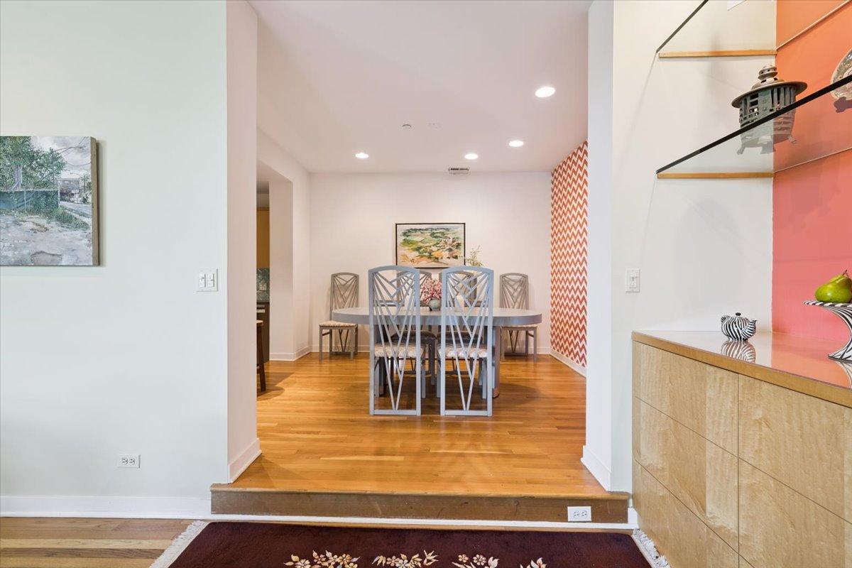 2100 North Racine Avenue, Unit 4B Chicago, IL 60614 - Photo 16 of 43 Gallery Image 16