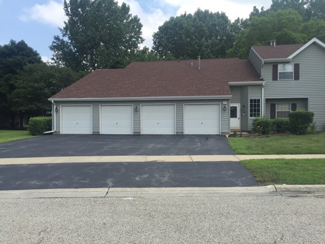 27 North Victoria Lane, Unit A Streamwood, IL 60107 - Photo 11 of 11