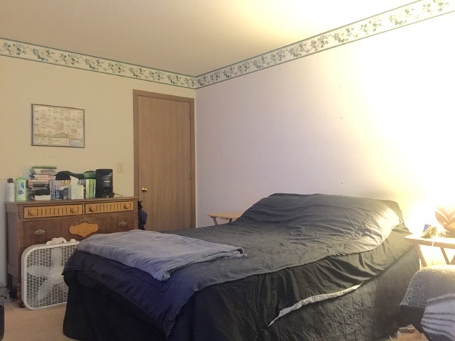 27 North Victoria Lane, Unit A Streamwood, IL 60107 - Photo 4 of 11