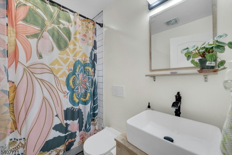 45 Howard Avenue Rochelle Park, NJ 07662 - Photo 20 of 26