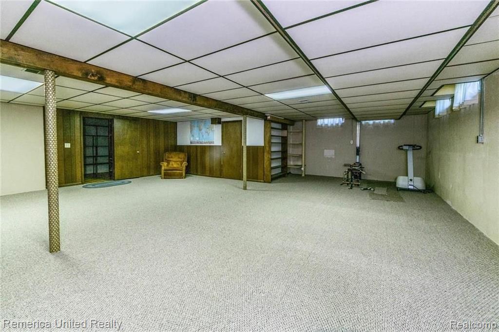 14860 Riverside Street Livonia, MI 48154 - Photo 45 of 47 Gallery Image 45
