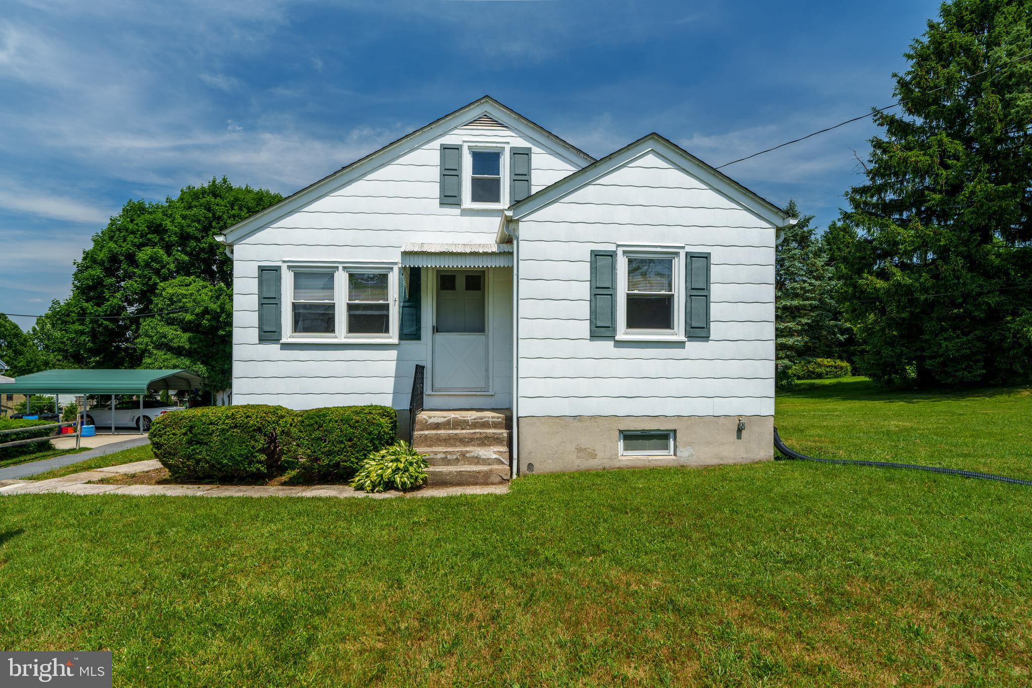941 High Boulevard Reading, PA 19607 - Photo 1 of 31