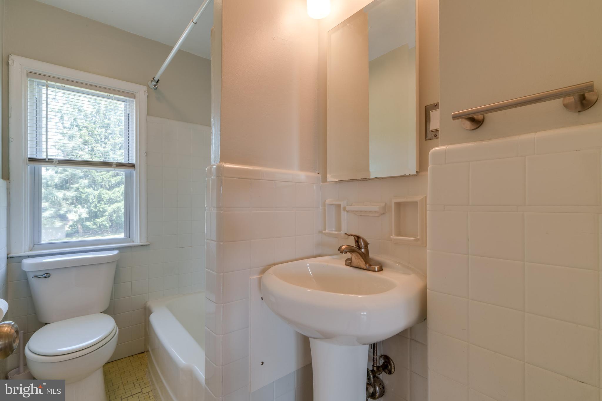 941 High Boulevard Reading, PA 19607 - Photo 23 of 31