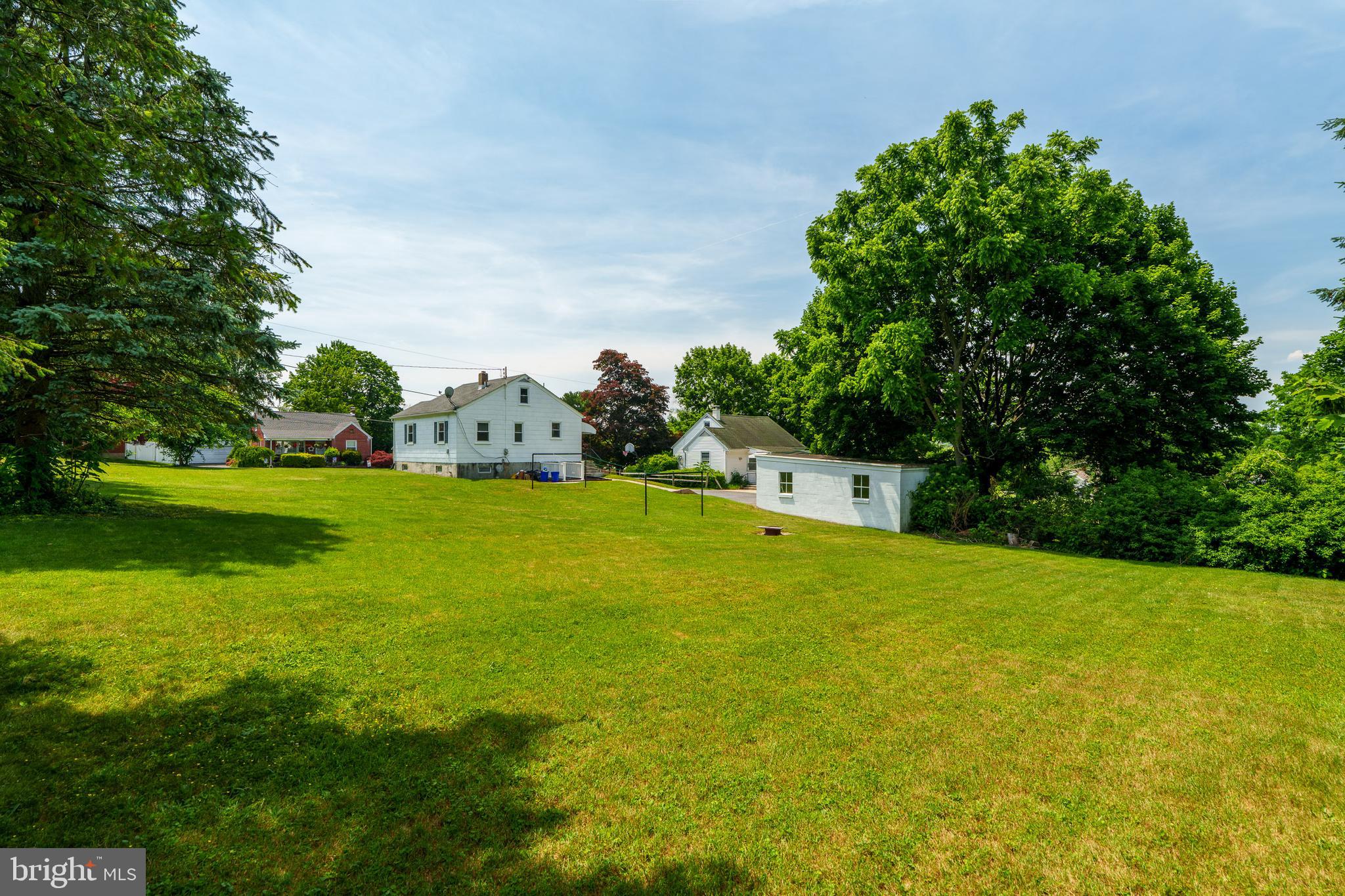 941 High Boulevard Reading, PA 19607 - Photo 7 of 31
