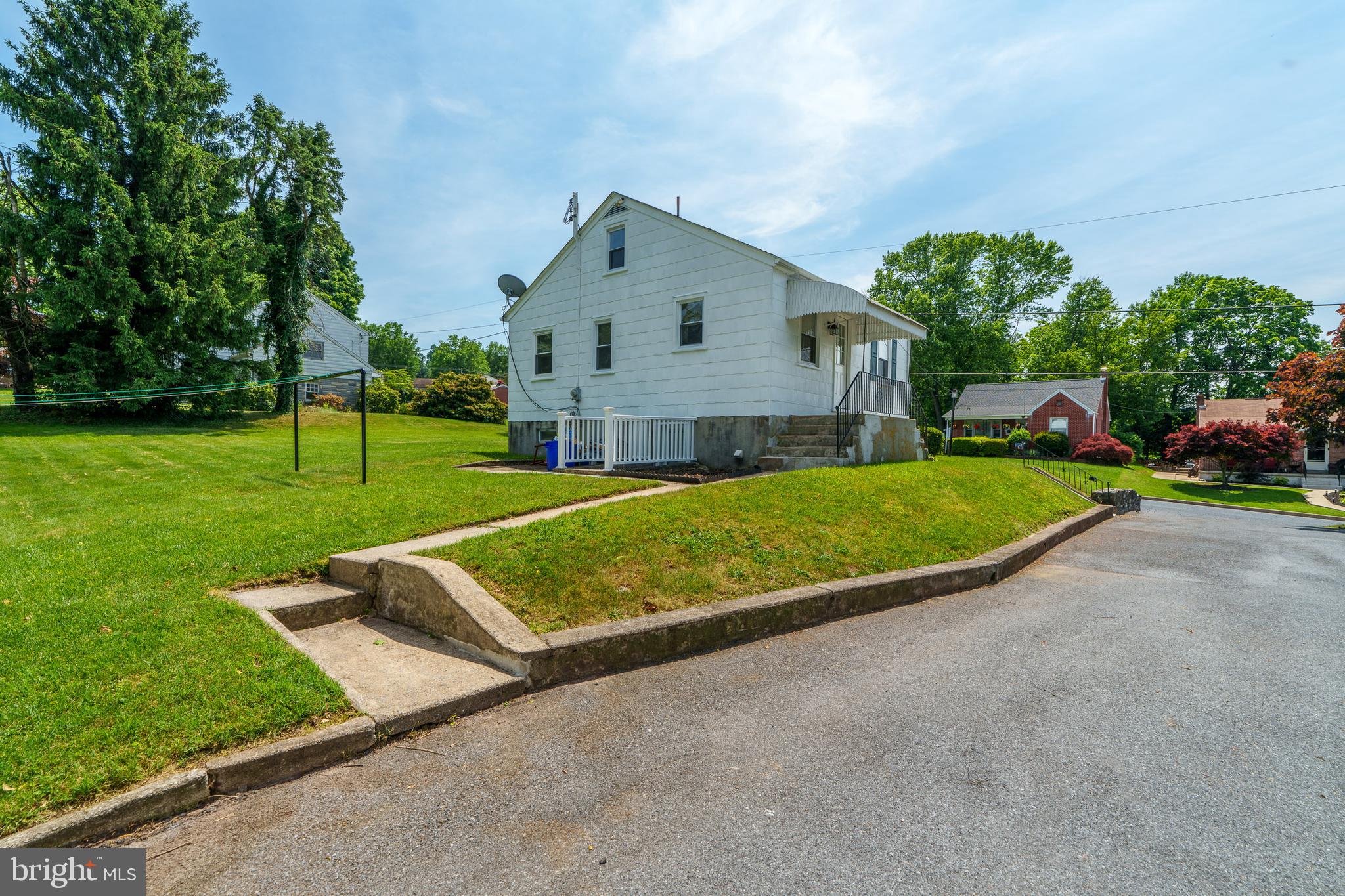 941 High Boulevard Reading, PA 19607 - Photo 10 of 31