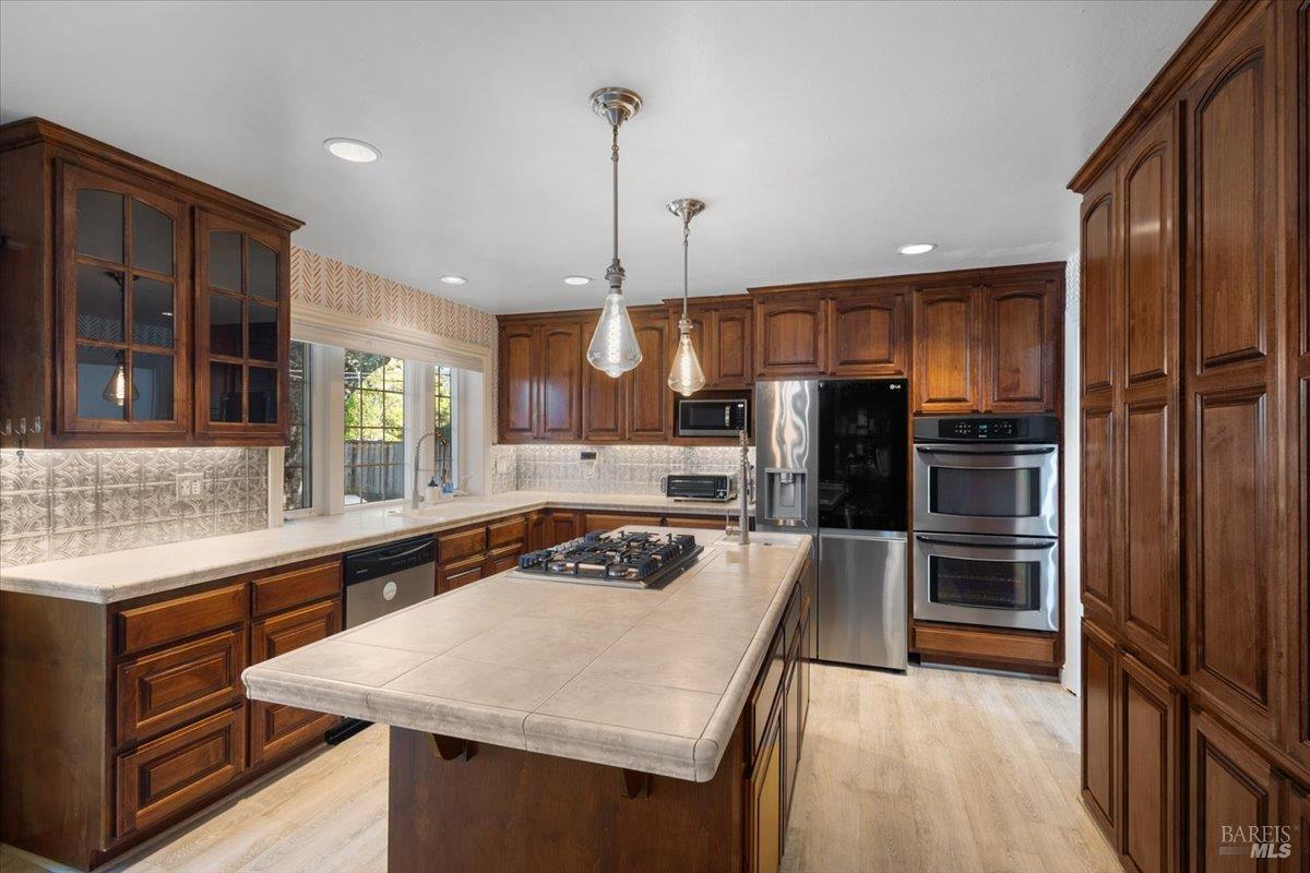 2216 Fremont Drive Santa Rosa, CA 95409 - Photo 13 of 36