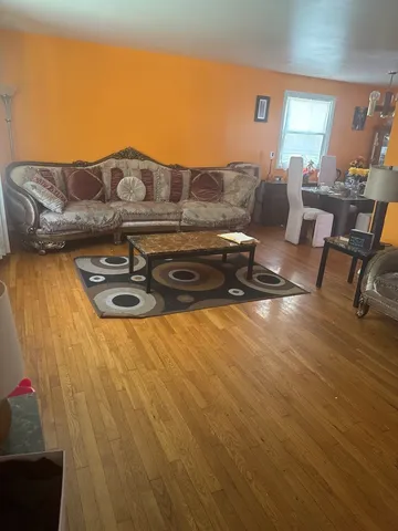 $164,999 | 3509 Birchwood Drive, Hazel Crest, IL 60429