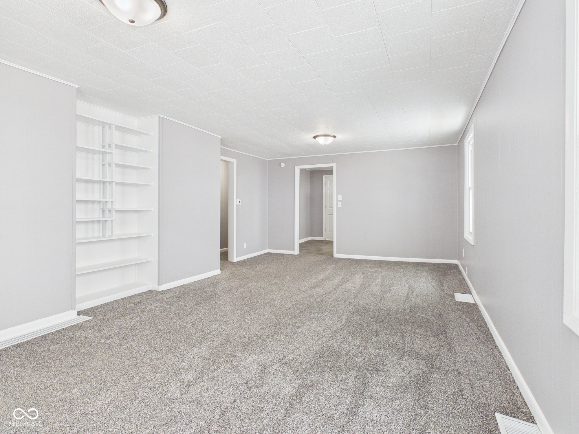 124 West Cross Street Anderson, IN 46012 - Photo 6 of 30