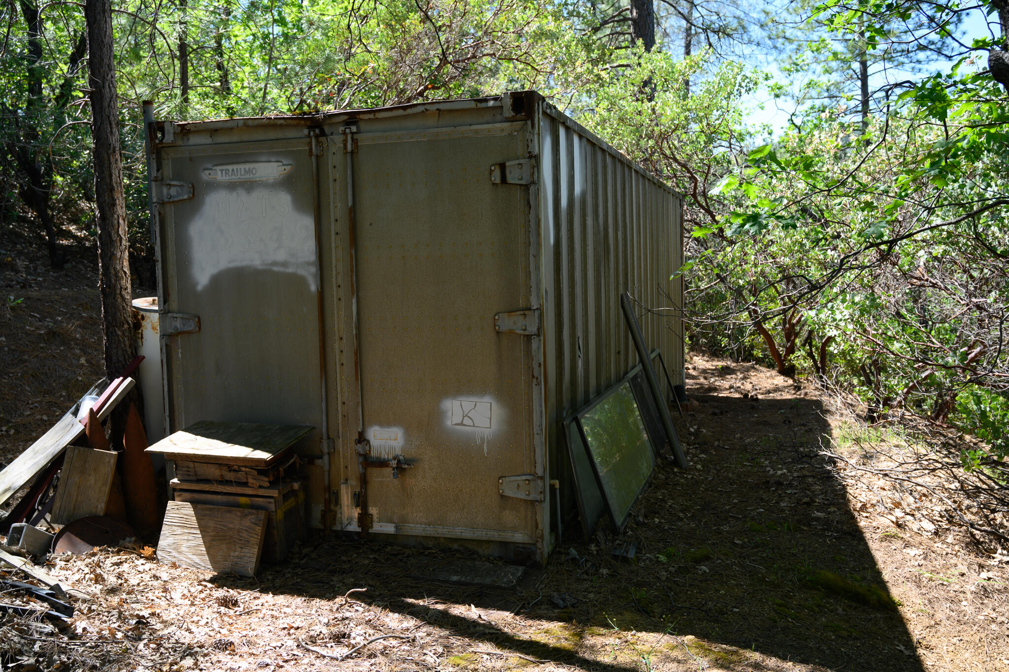 12866 Flint Creek Road Redding, CA 96003 - Photo 50 of 57 Metal Storage Container