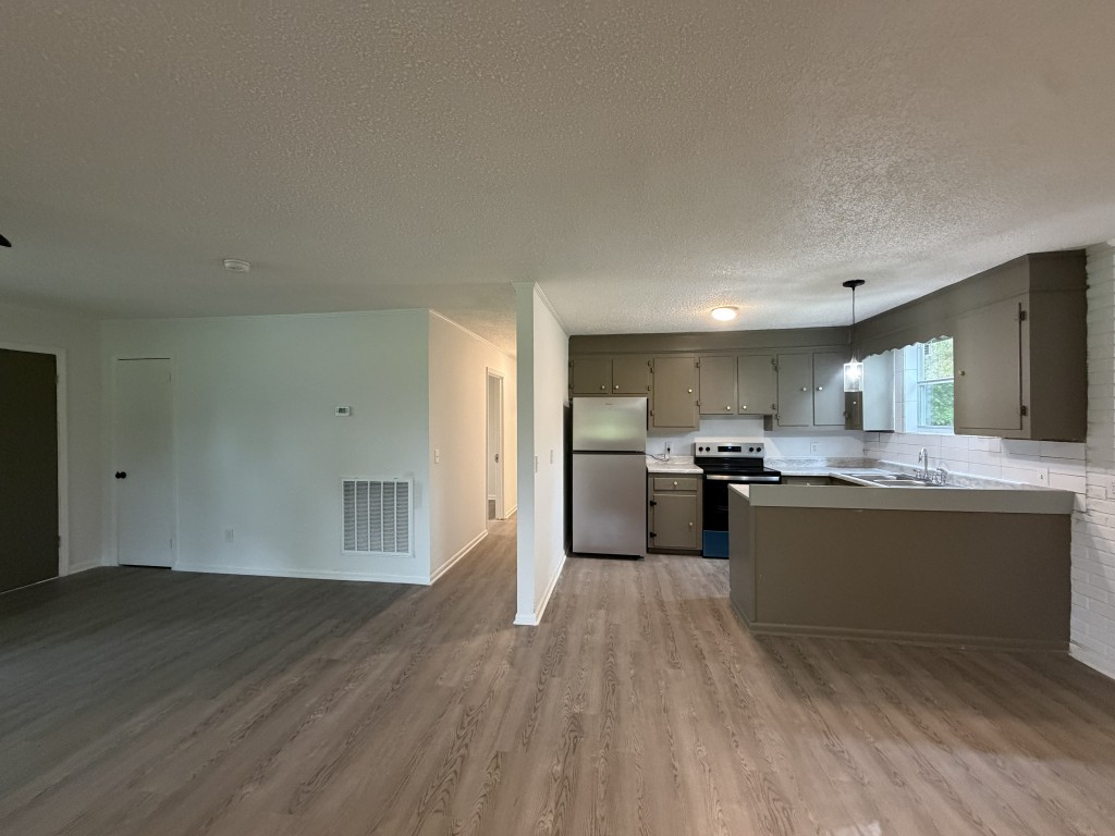 920 Damron Loop Counce, TN 38326 - Photo 2 of 14