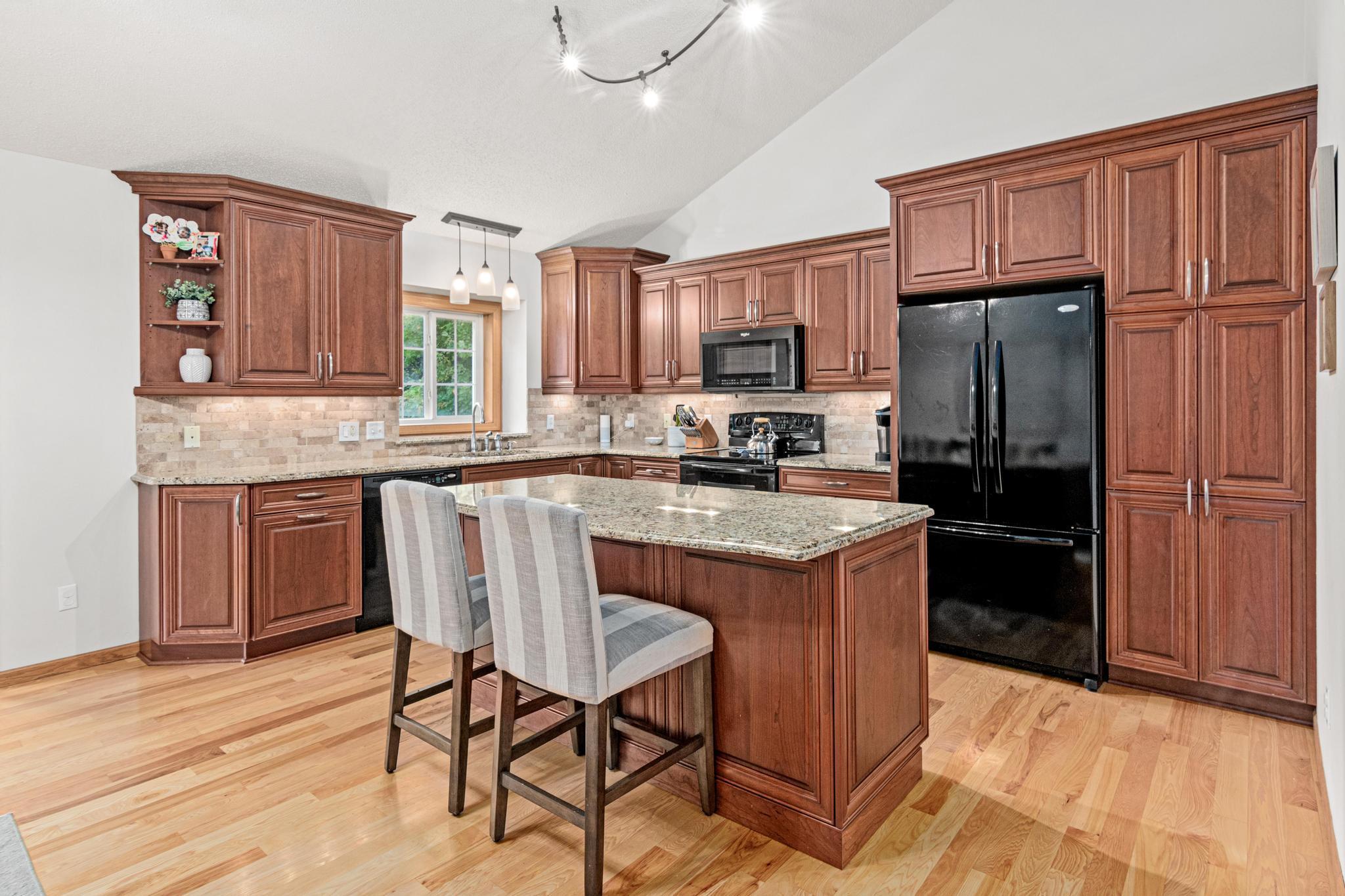 19158 Everest Path Farmington, MN 55024 - Photo 4 of 36