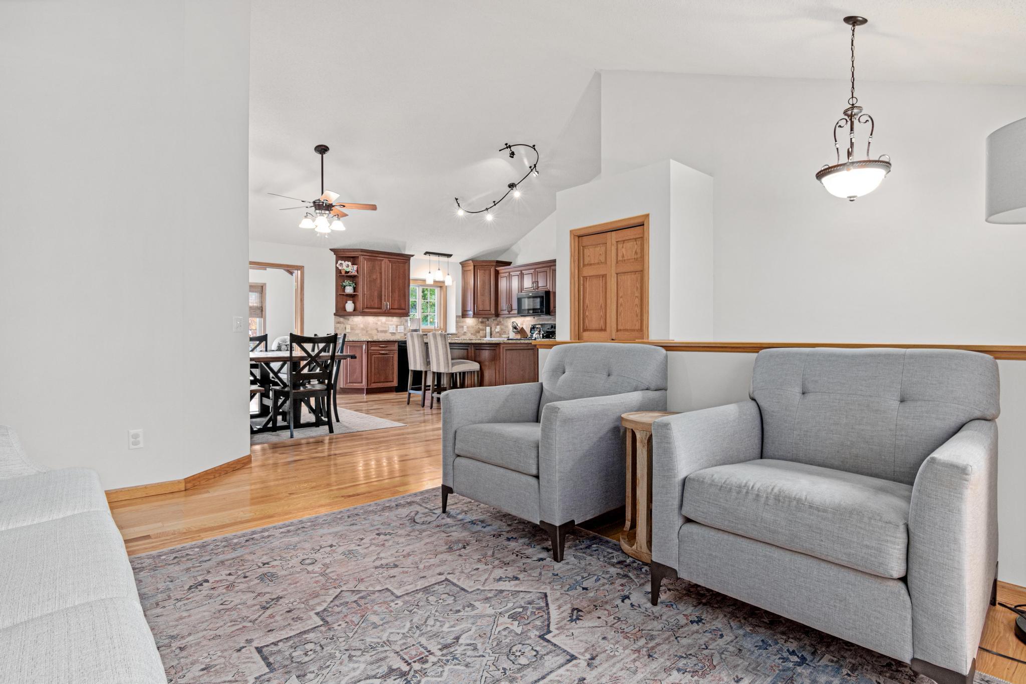 19158 Everest Path Farmington, MN 55024 - Photo 10 of 36