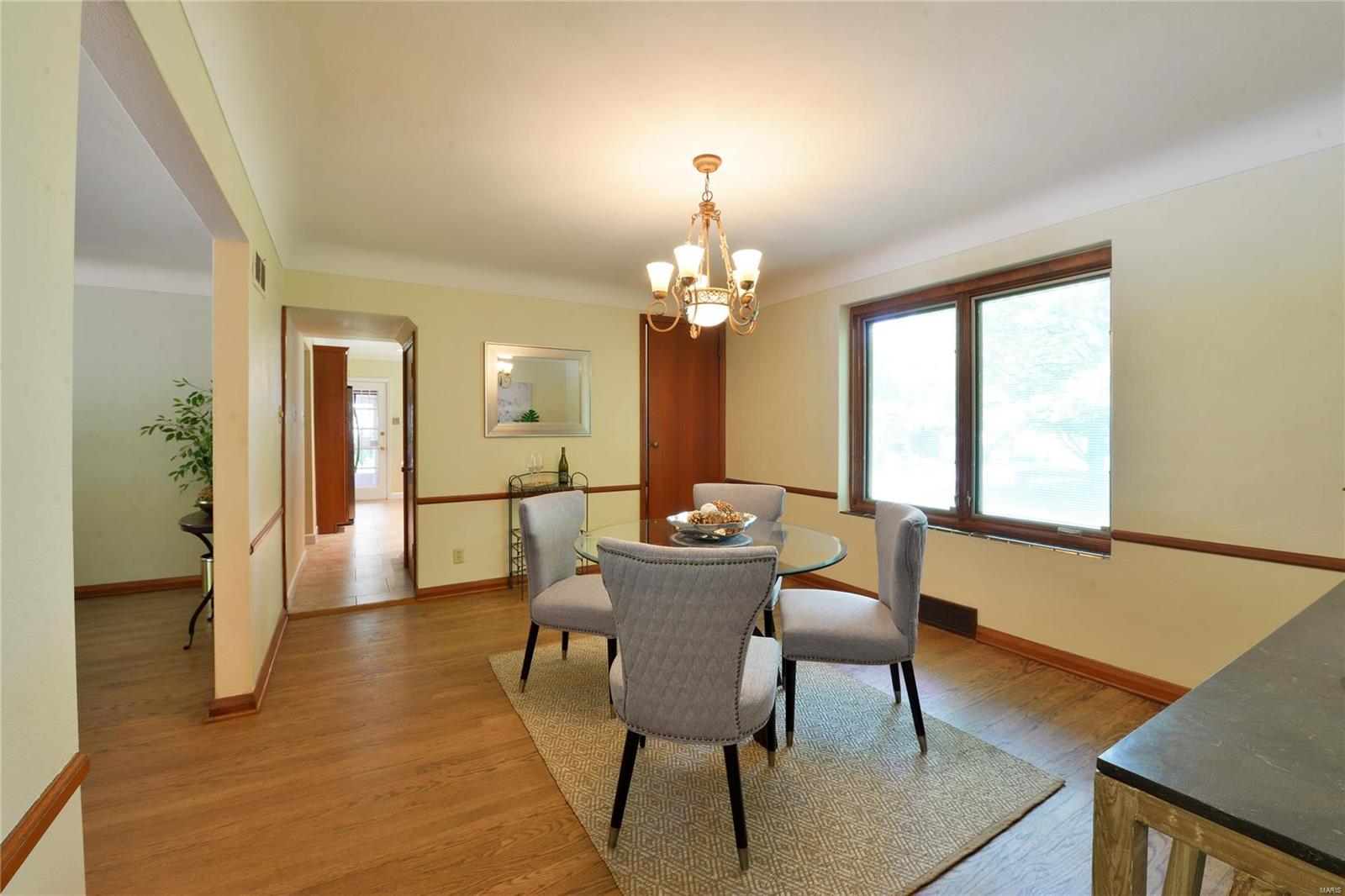 6040 Highfield Road St. Louis, MO 63109 - Photo 12 of 57 Gallery Image 12
