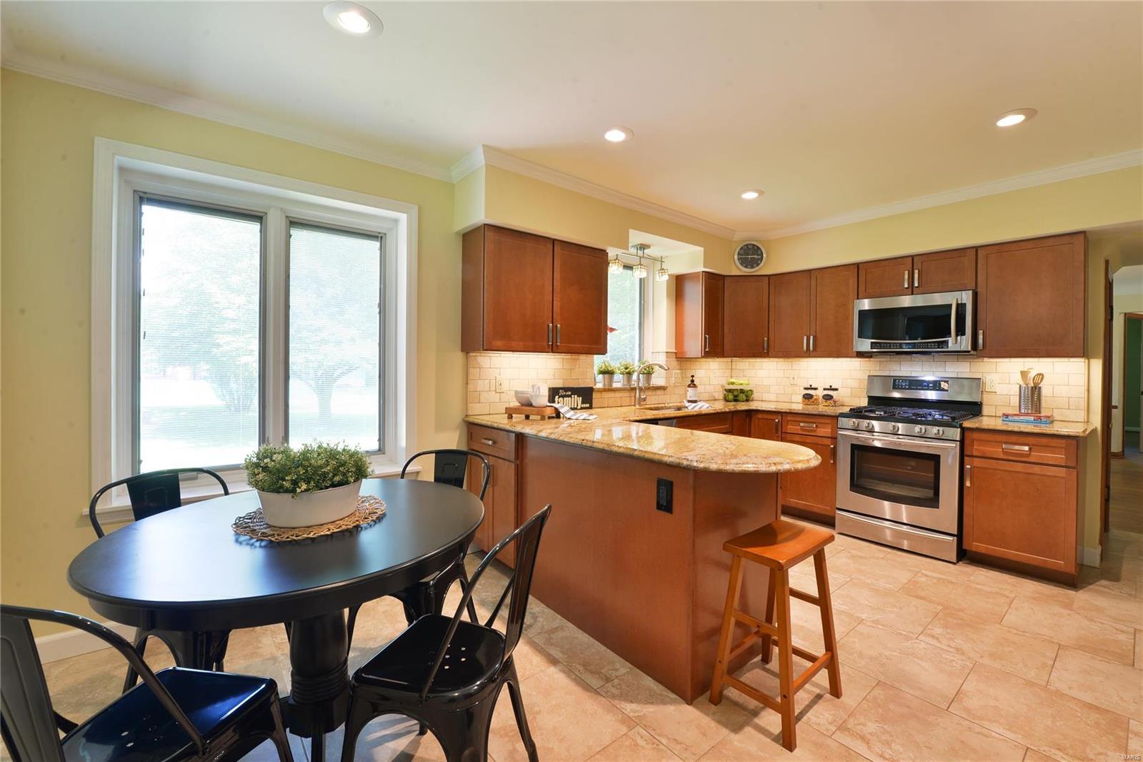 6040 Highfield Road St. Louis, MO 63109 - Photo 22 of 57 Gallery Image 22