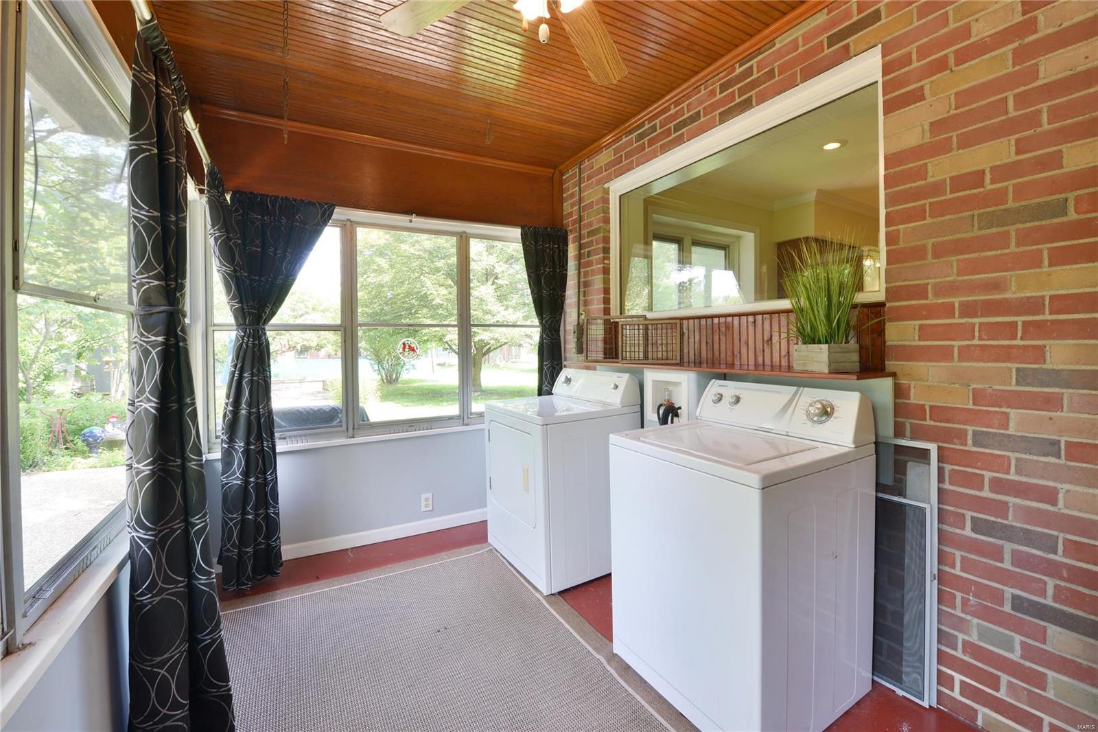 6040 Highfield Road St. Louis, MO 63109 - Photo 27 of 57 Gallery Image 27