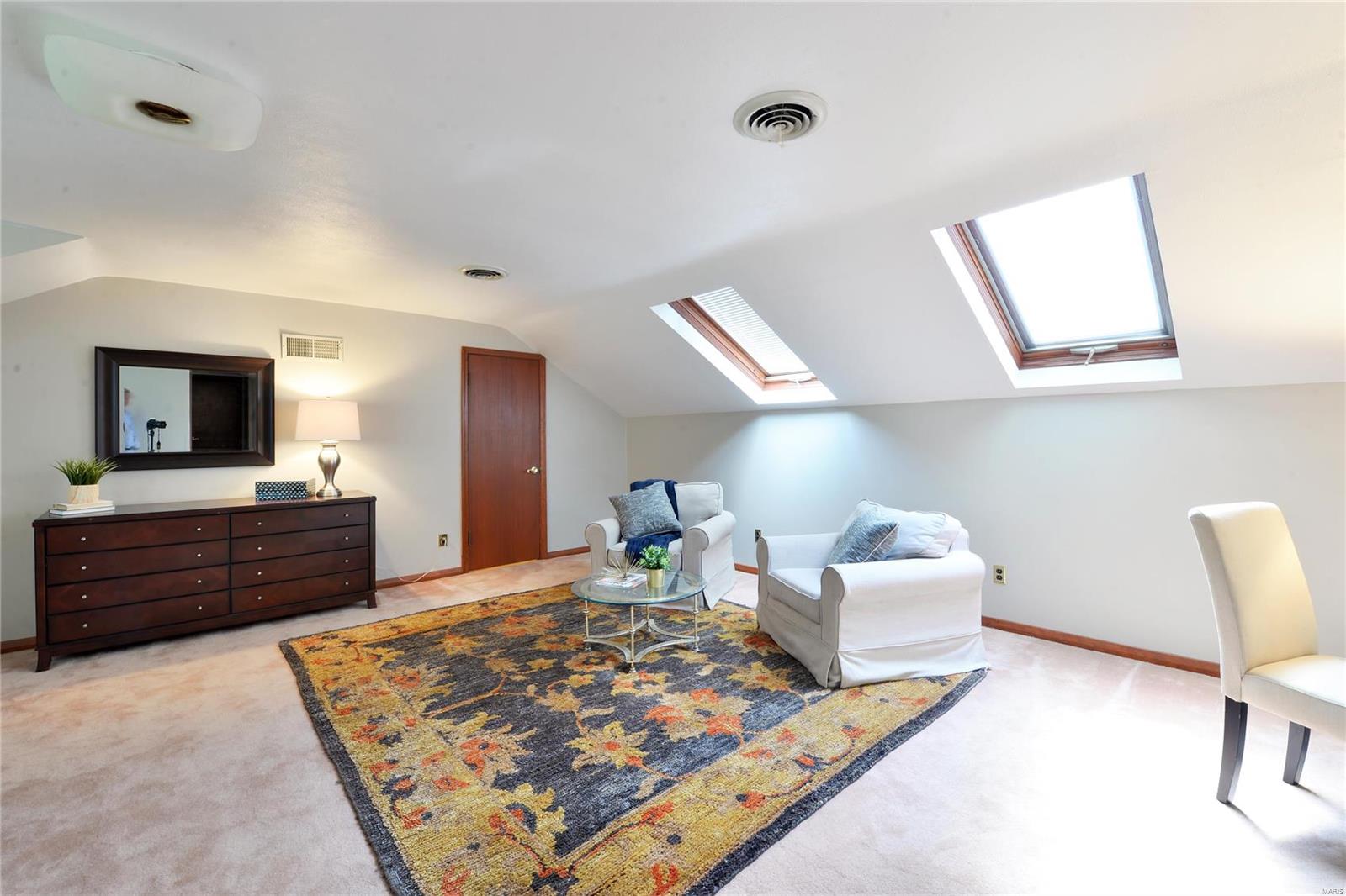 6040 Highfield Road St. Louis, MO 63109 - Photo 29 of 57 Gallery Image 29