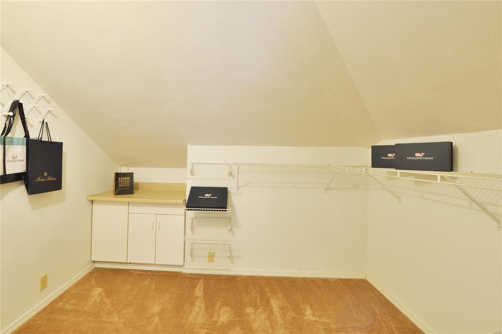 6040 Highfield Road St. Louis, MO 63109 - Photo 34 of 57 Gallery Image 34