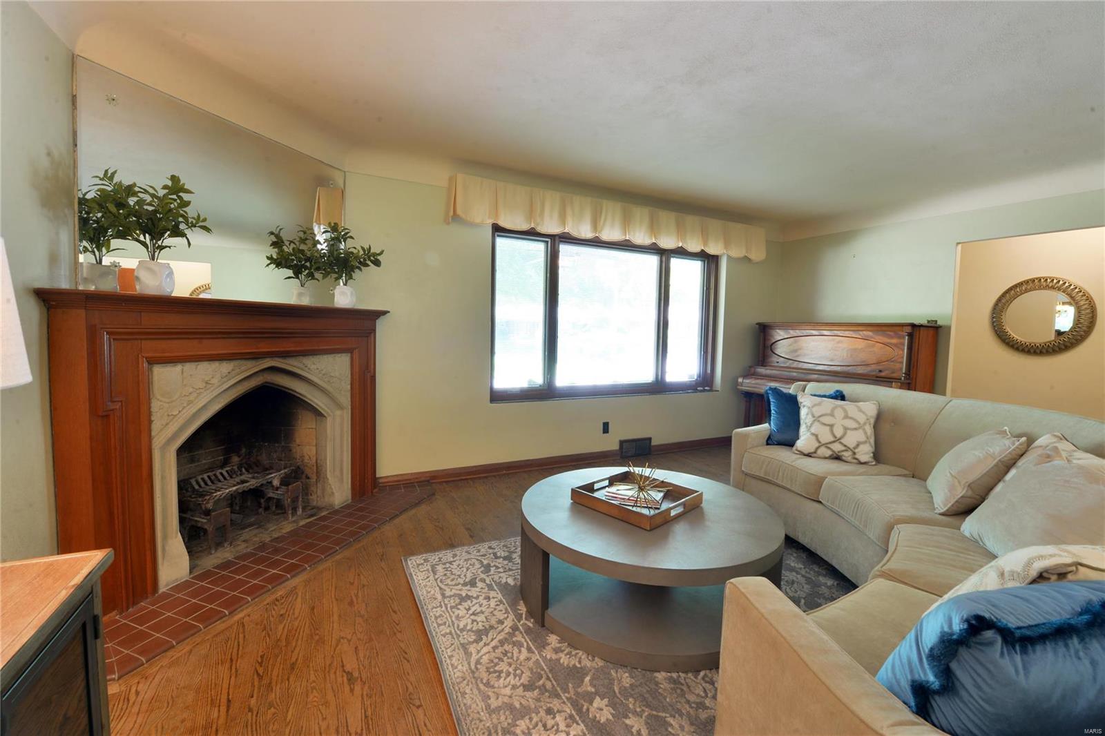 6040 Highfield Road St. Louis, MO 63109 - Photo 7 of 57 Gallery Image 7