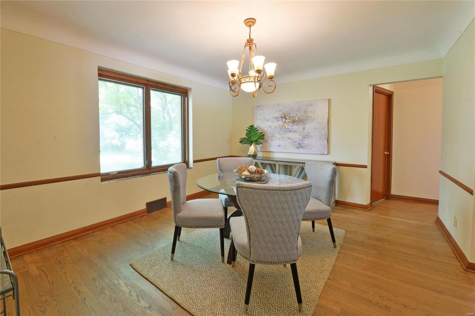 6040 Highfield Road St. Louis, MO 63109 - Photo 9 of 57 Gallery Image 9