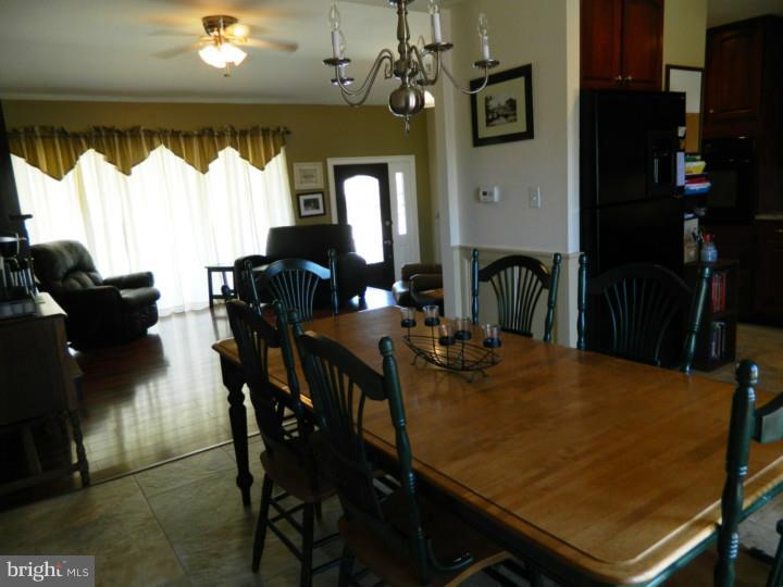 37 Fenway Road Hamilton, NJ 08620 - Photo 14 of 25 Dining Room
