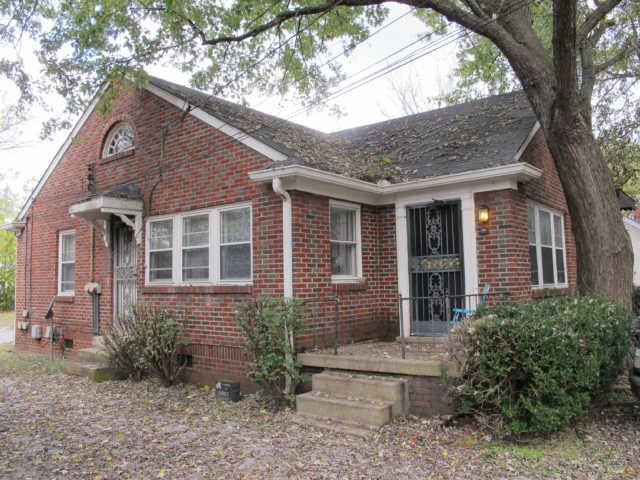 817 North Spring Street Murfreesboro, TN 37130 - Photo 1 of 20 Gallery Image 1