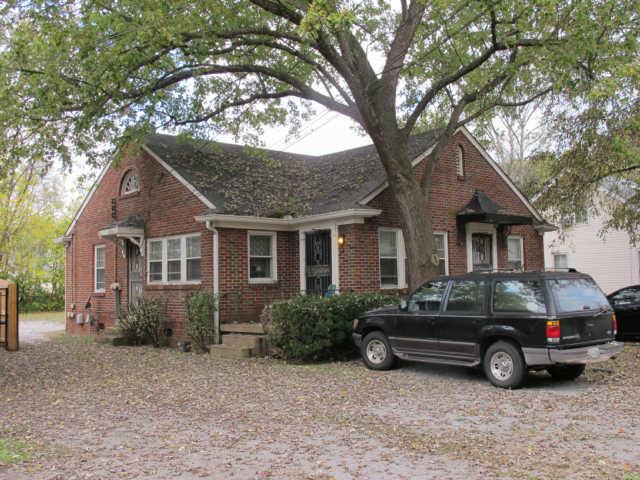 817 North Spring Street Murfreesboro, TN 37130 - Photo 2 of 20 Gallery Image 2