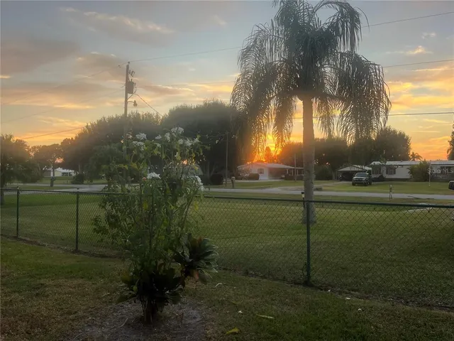 a view of a small yard