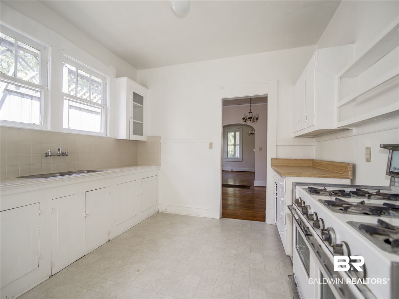 102 Crenshaw Street Mobile, AL 36606 - Photo 10 of 18