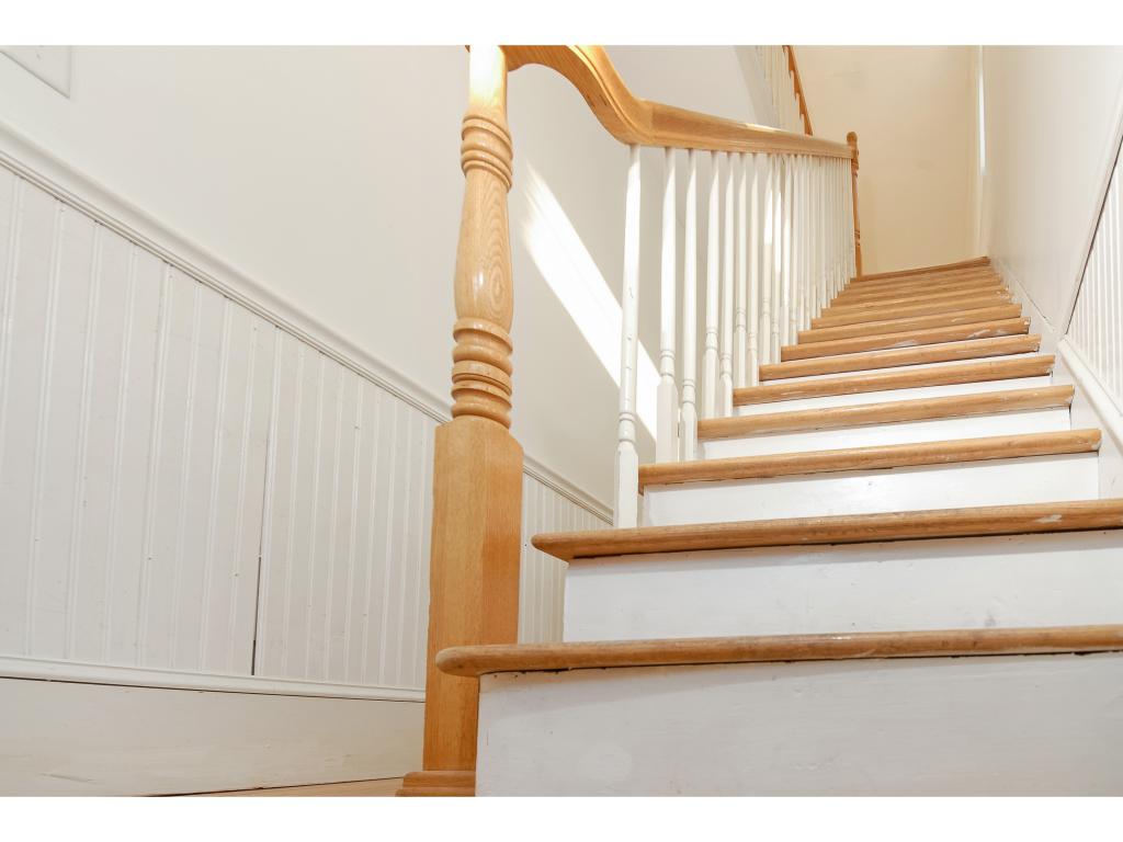 514 Middle Street Portsmouth, NH 03801 - Photo 14 of 27