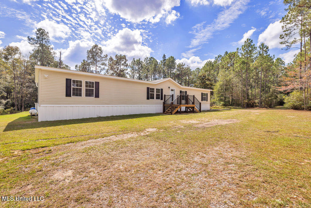 19050 Cemetery Road Saucier, MS 39574 - Photo 2 of 54 19050CemeteryRd-5