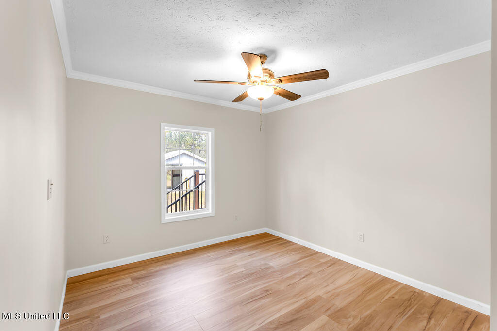 19050 Cemetery Road Saucier, MS 39574 - Photo 34 of 54 19050CemeteryRd-34