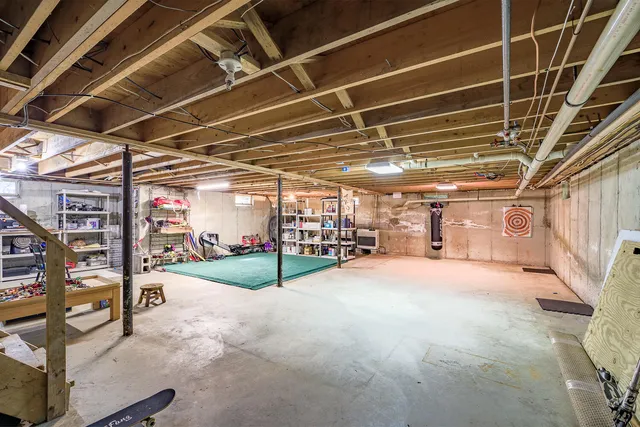 $595,000 | 371 Pendleton Point Road, Islesboro, ME 04848