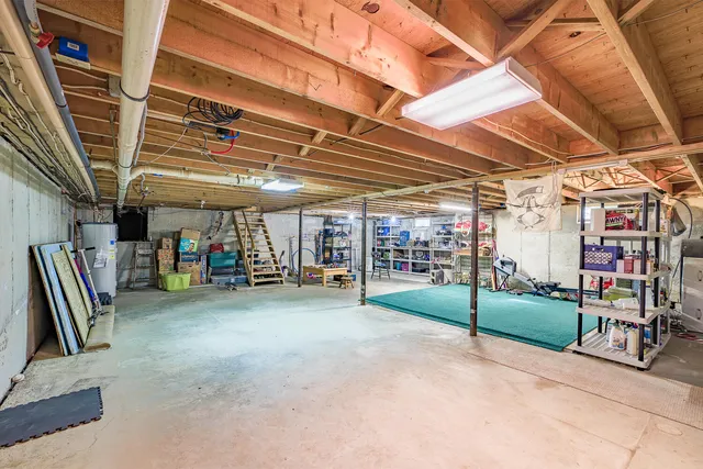 $595,000 | 371 Pendleton Point Road, Islesboro, ME 04848