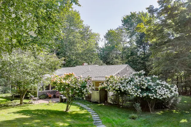 $595,000 | 371 Pendleton Point Road, Islesboro, ME 04848