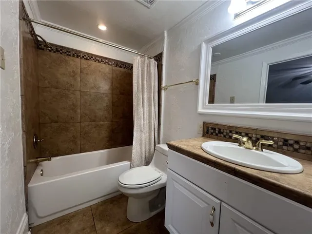 $2,350 | 8335 Birch Street, Unit B, New Orleans, LA 70118