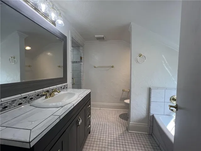 $2,350 | 8335 Birch Street, Unit B, New Orleans, LA 70118