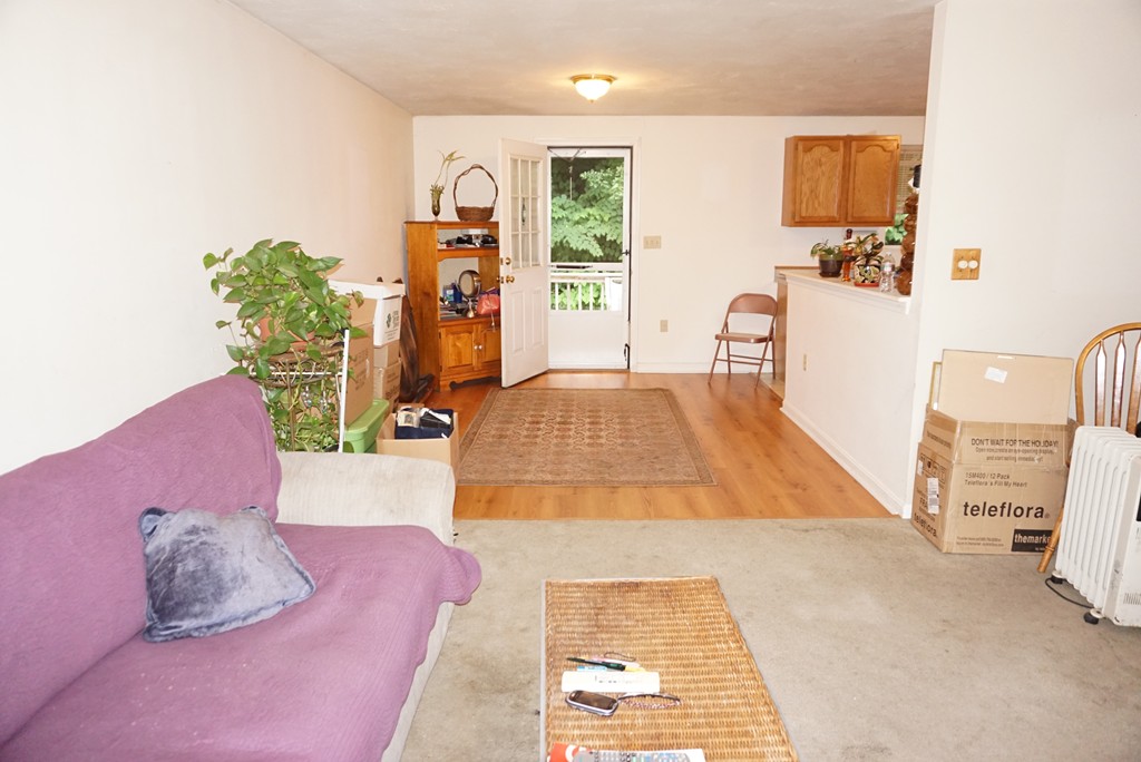 3 Gates Road Worcester, MA 01603 - Photo 4 of 8 Gallery Image 4