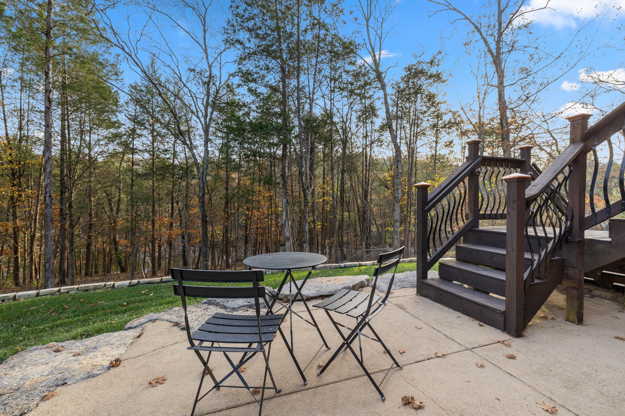 312 Cedar Street Lebanon, TN 37087 - Photo 49 of 69 a view of a chairs and table in the garden