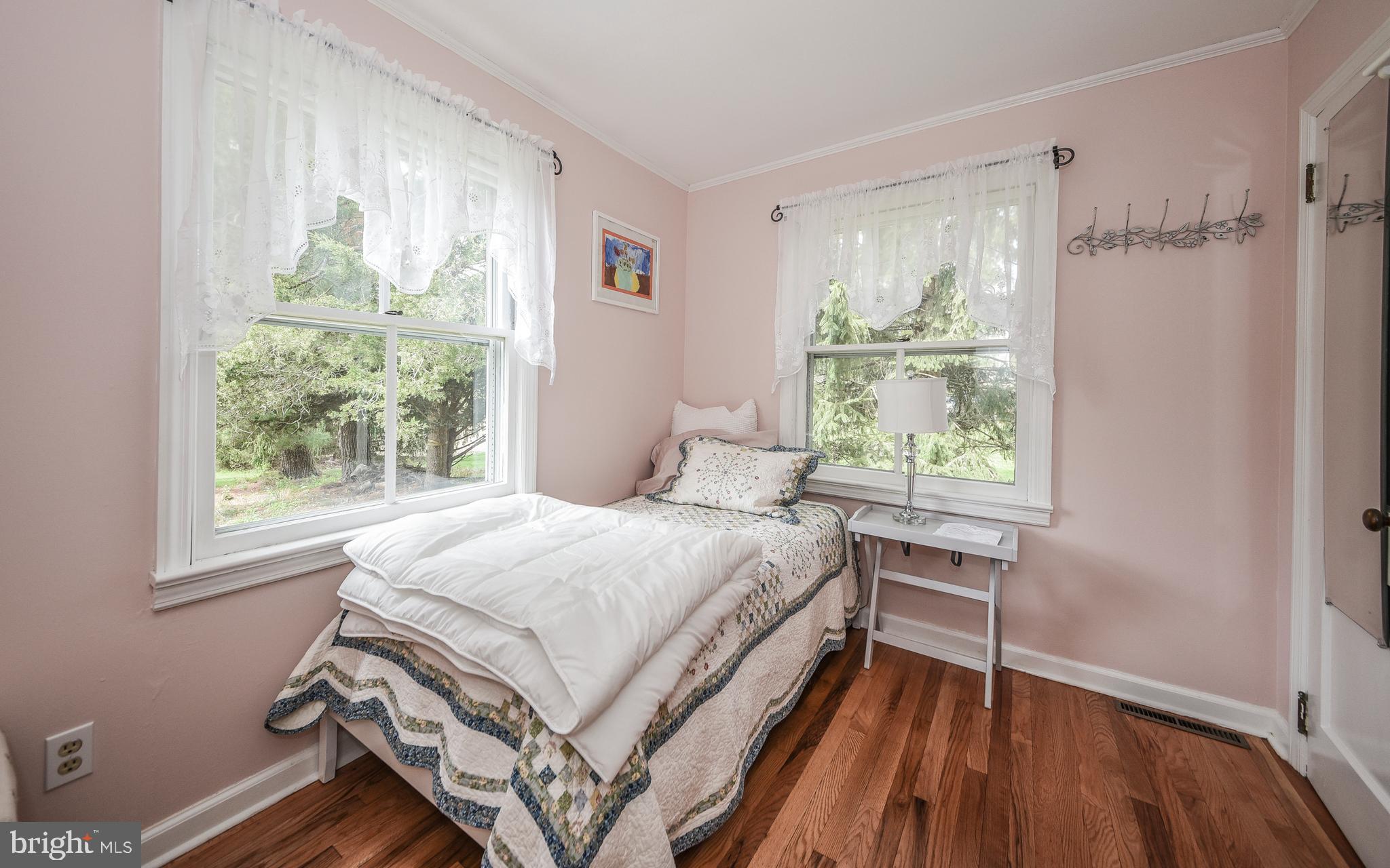 55 Dublin Road Pennington, NJ 08534 - Photo 11 of 29