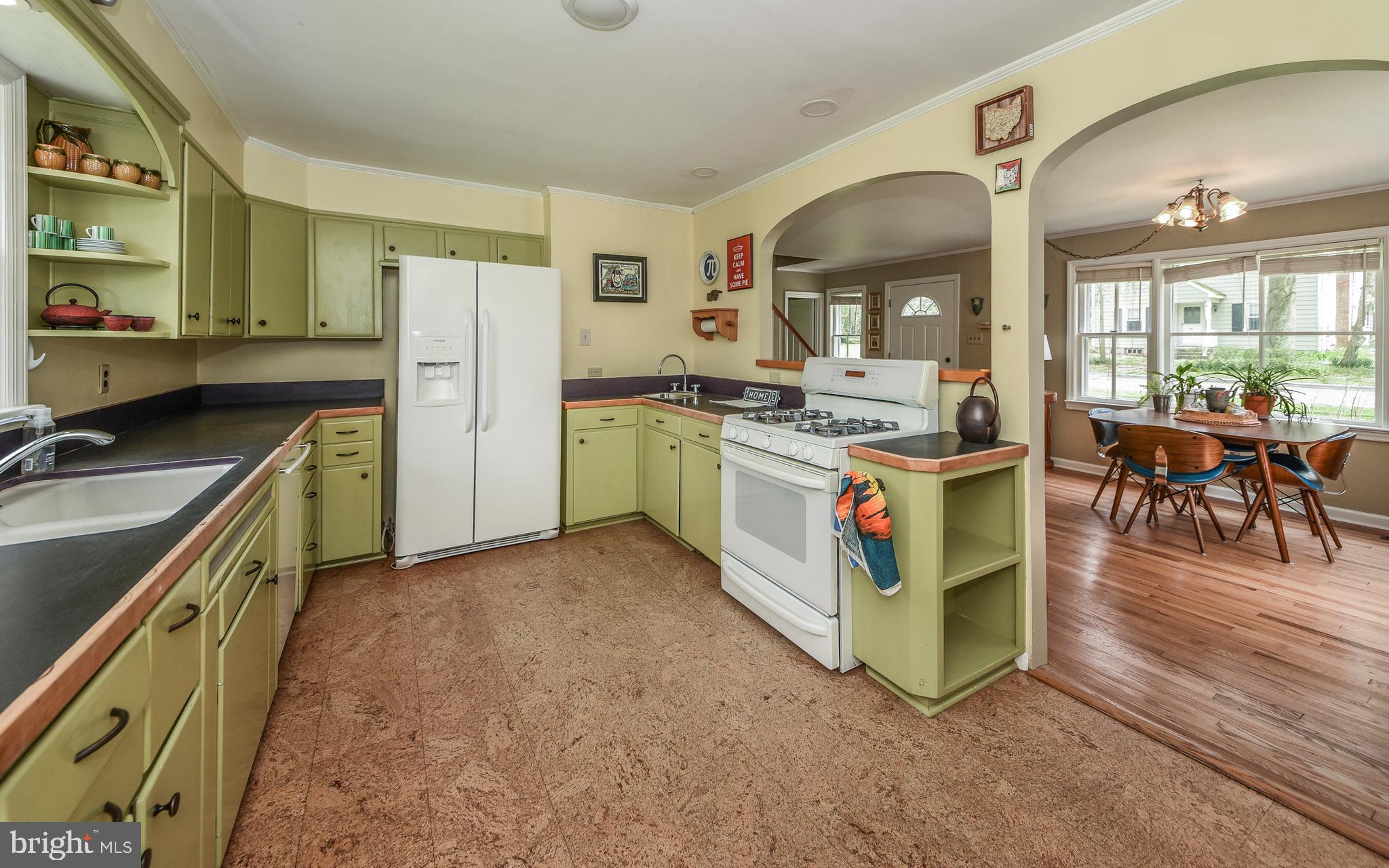 55 Dublin Road Pennington, NJ 08534 - Photo 4 of 29