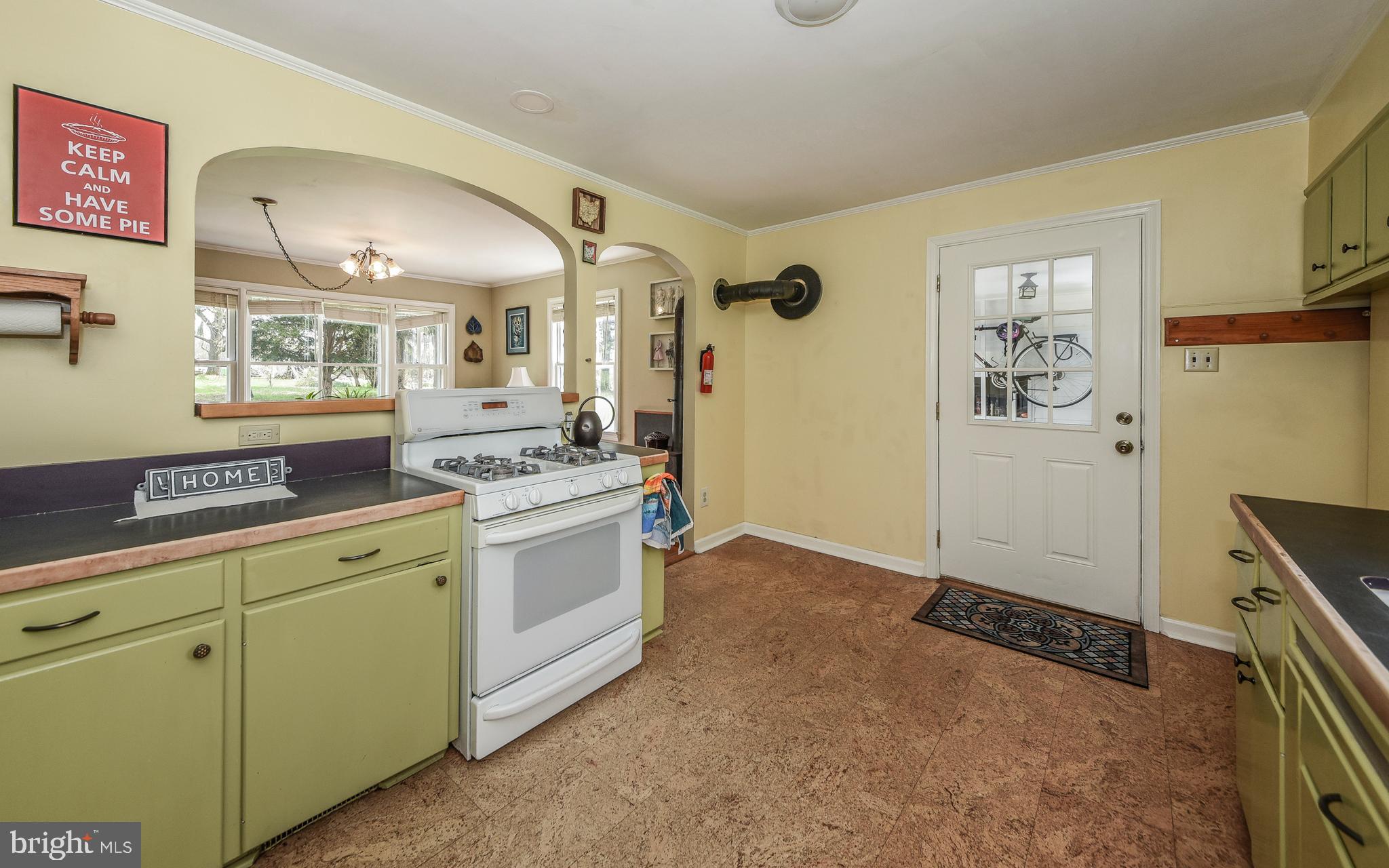 55 Dublin Road Pennington, NJ 08534 - Photo 6 of 29