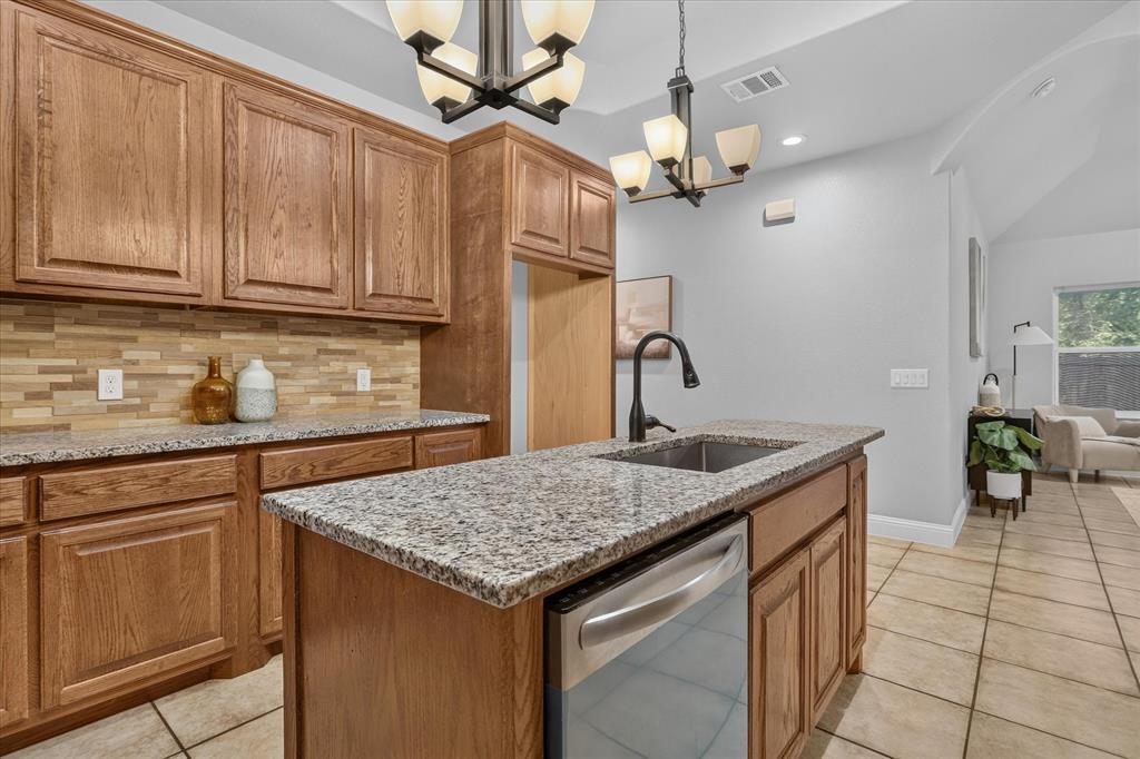 2505 Edd Road Dallas, TX 75253 - Photo 19 of 40 Gallery Image 19