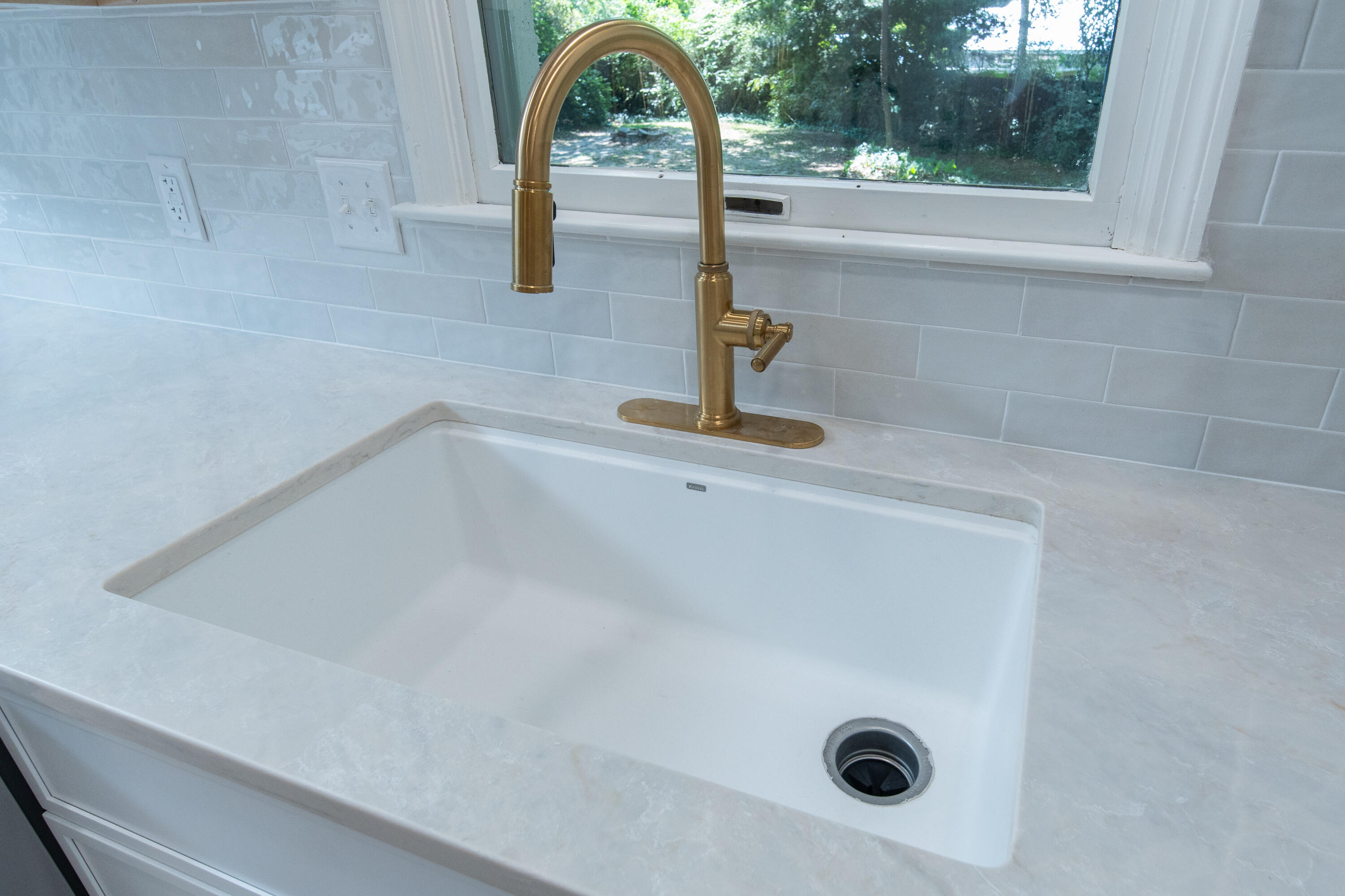 773 Harbor View Road Charleston, SC 29412 - Photo 16 of 52 Gallery Image 16