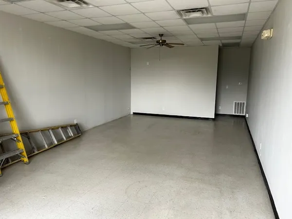 $850 | 902 North Country Fair Drive, Unit 3, Champaign, IL 61821