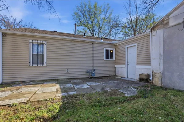 $209,900 | 4906 Alma Avenue, Kansas City, KS 66106