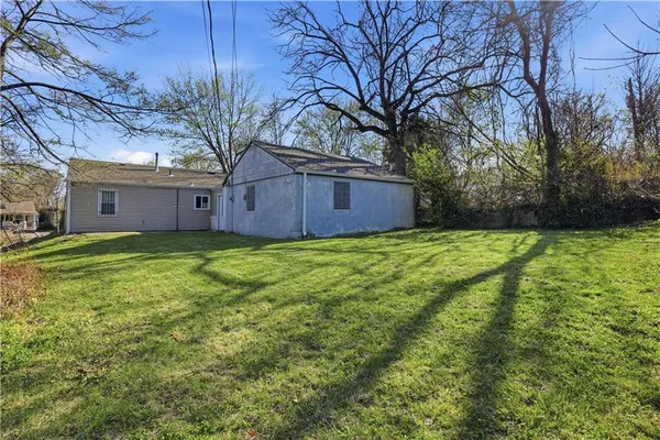 $209,900 | 4906 Alma Avenue, Kansas City, KS 66106