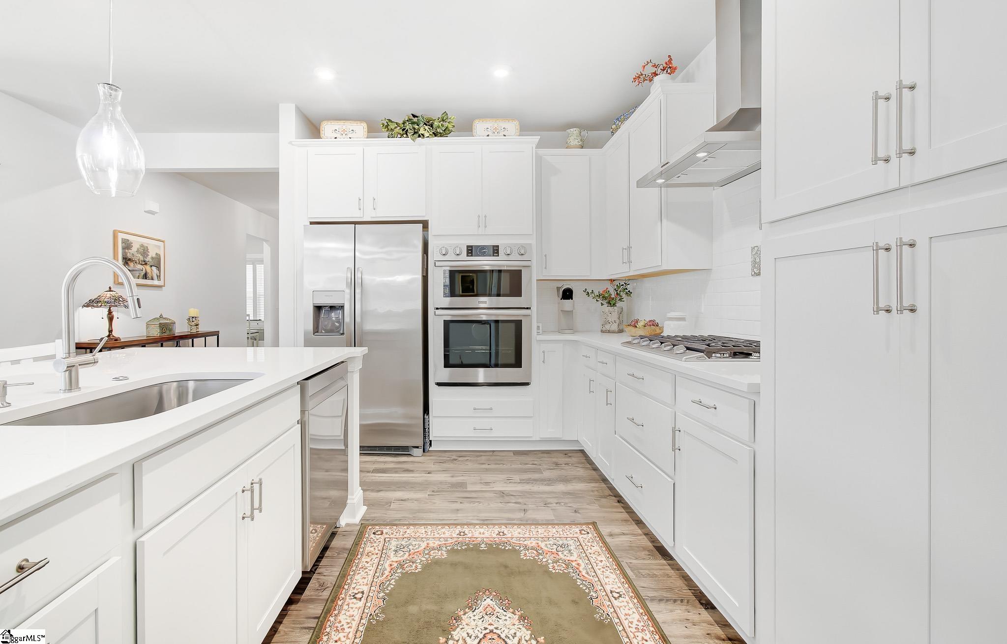 656 Clairbrook Court Greer, SC 29651 - Photo 18 of 40