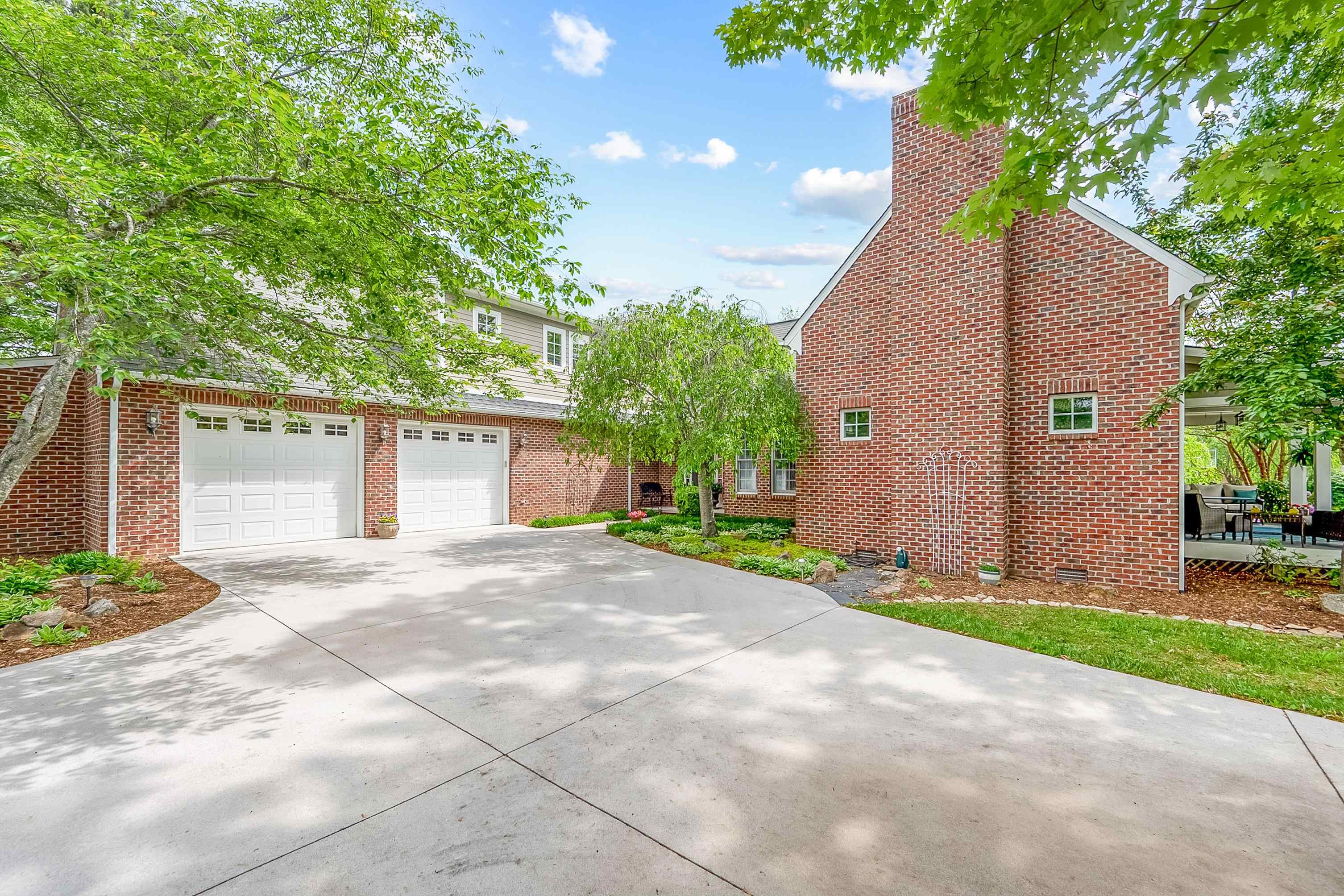 335 Airport Road Blacksburg, VA 24060 - Photo 8 of 125 Gallery Image 8